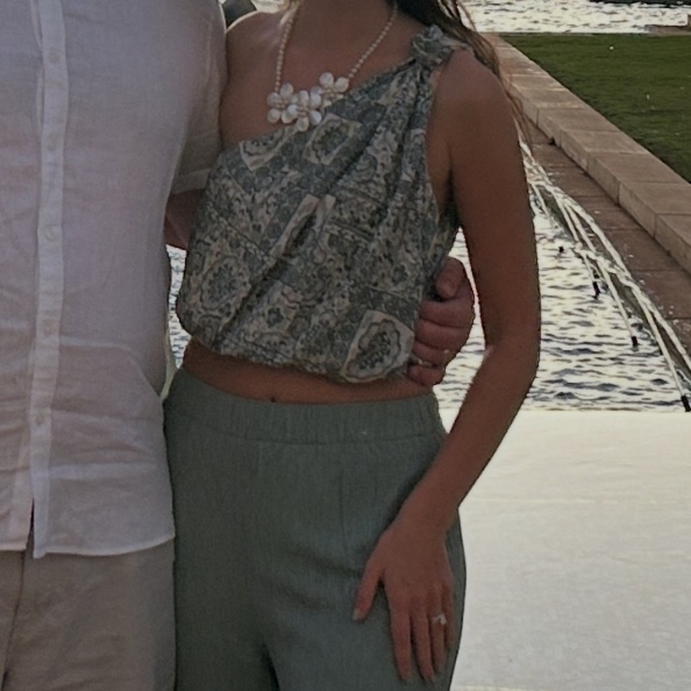 Abercrombie & Fitch One-Shoulder Paisley-Print Camisole - Sage